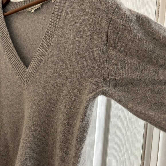 Vince 100% Cashmere Tunic Sweater - Picture 3 of 8